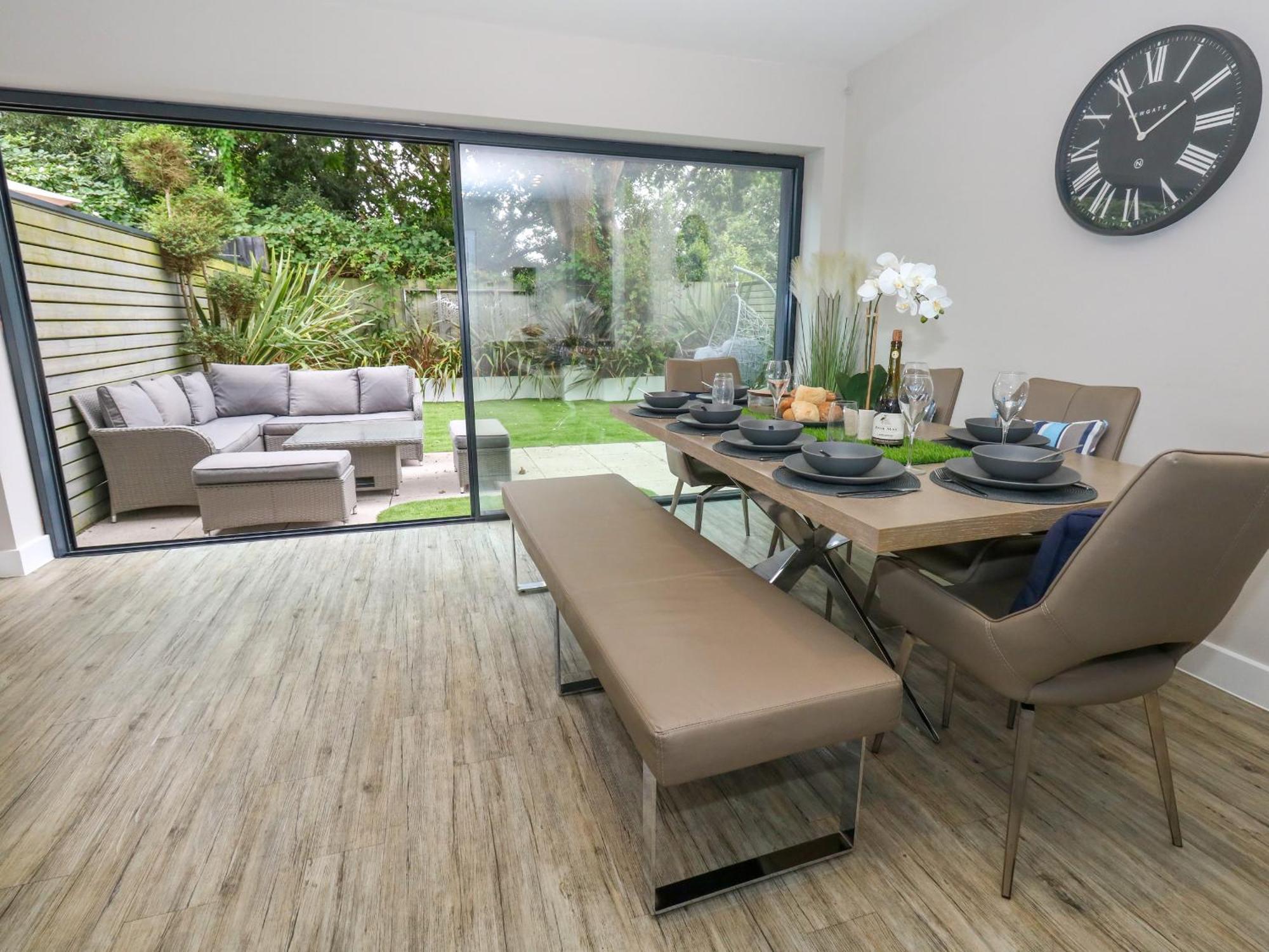 66A Danecourt Road Villa Пул Екстериор снимка
